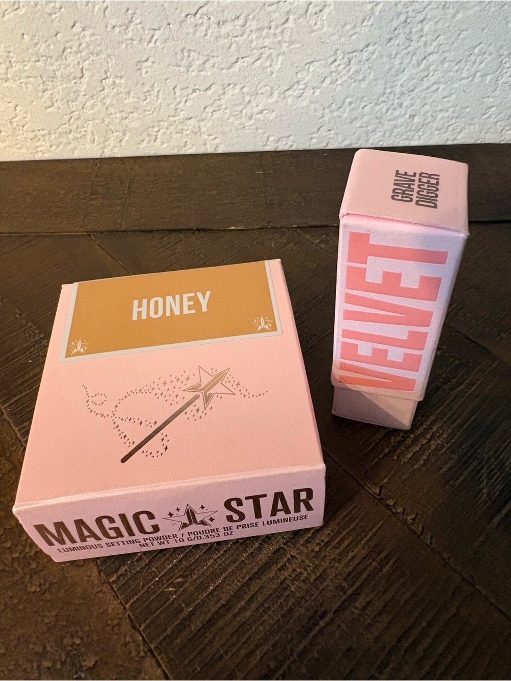 Jeffrey Star Magic Star Luminous Setting Powder & Lipstick Bundle